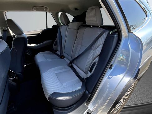 Used 2023 Subaru Outback Premium AWD/4WD image 25