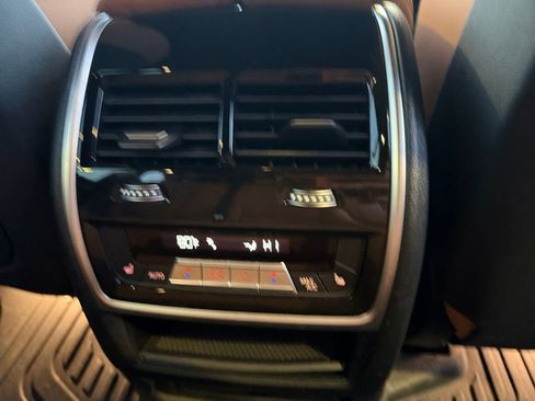 Used 2022 BMW X5 xDrive40i w/ Premium Package image 16