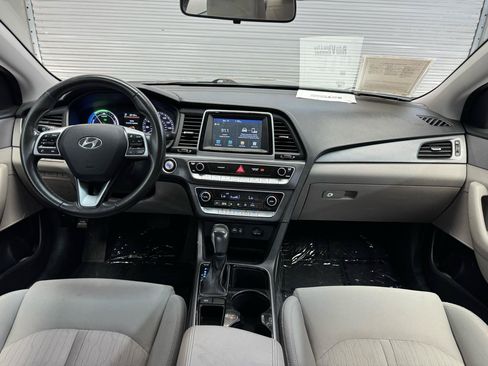 Used 2019 Hyundai Sonata SE FWD image 18