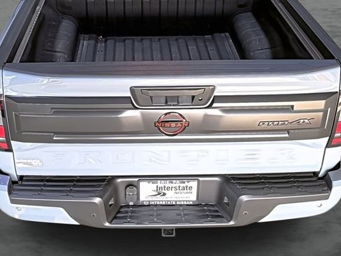 New 2026 Nissan Frontier PRO-4X w/ Pro-4x Convenience Package AWD/4WD image 11