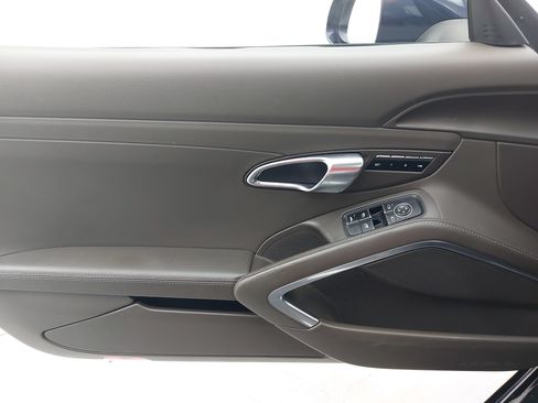 Used 2018 Porsche 911 Carrera RWD image 26