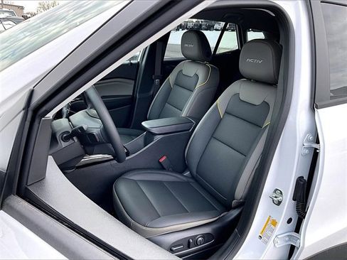 New 2026 Chevrolet Trax ACTIV w/ Driver Confidence Package image 9