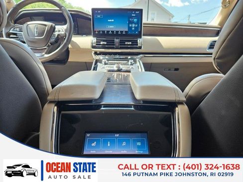 Used 2022 Lincoln Navigator 4WD image 20