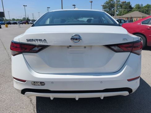 Used 2021 Nissan Sentra SV FWD image 6