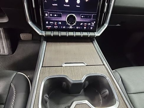 Certified 2024 GMC Acadia Denali w/ LPO, Floor Liner Package image 19