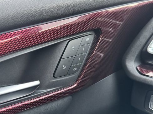 New 2026 Chevrolet Traverse RS image 32