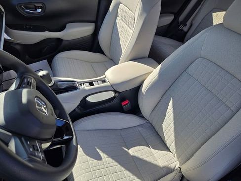New 2026 Honda HR-V LX image 17