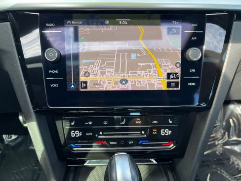 Used 2023 Volkswagen Arteon SEL image 33