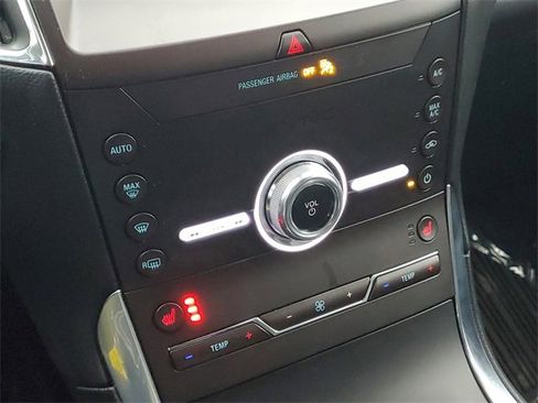 Certified 2020 Ford Edge Titanium image 24