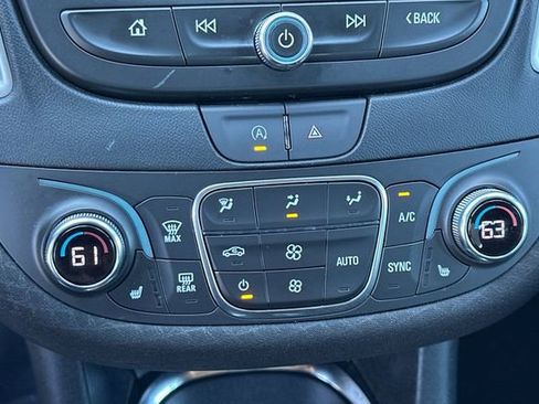 Used 2024 Chevrolet Malibu LT image 22