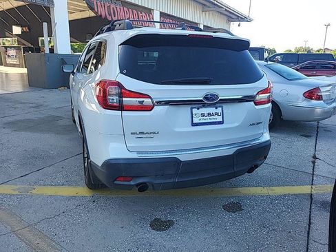 Used 2019 Subaru Ascent Premium w/ Popular Package #2 AWD/4WD image 4