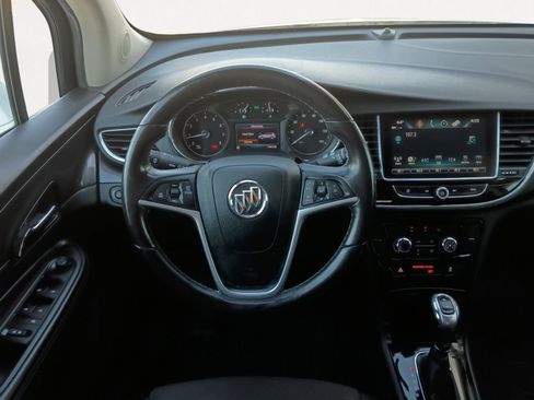 Used 2019 Buick Encore Preferred image 3