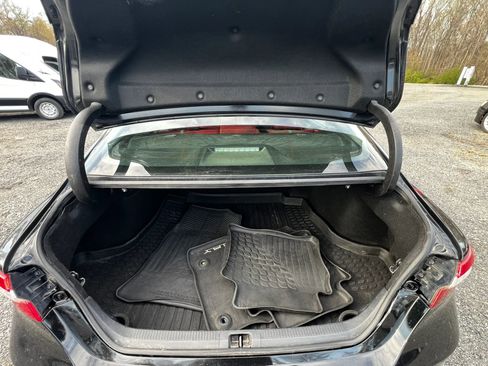 Used 2020 Toyota Camry XSE image 6