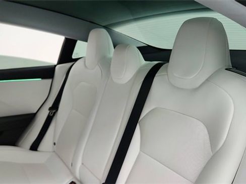 Used 2025 Tesla Model 3 Long Range image 28