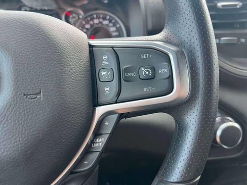 New 2026 RAM 1500 Express AWD/4WD image 10