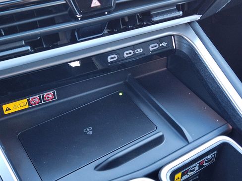 New 2026 Lexus TX 500h AWD image 27