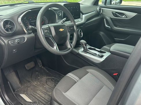 Used 2024 Chevrolet Blazer LT w/ Convenience Package FWD image 11