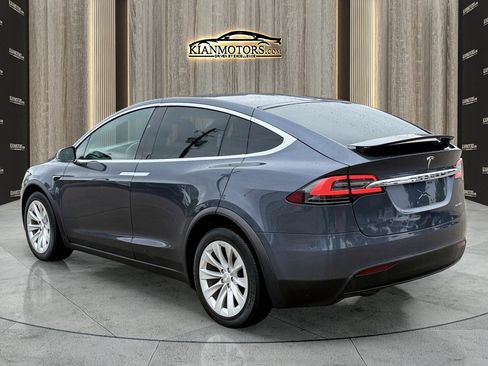 Used 2020 Tesla Model X Long Range AWD/4WD image 10
