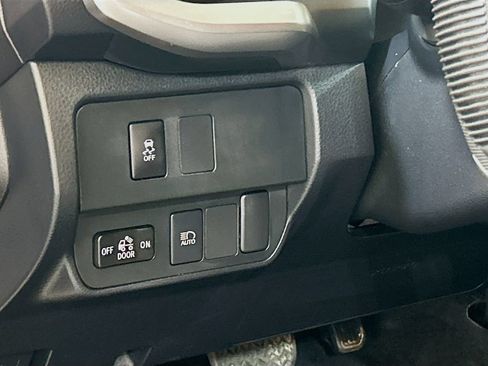 Used 2023 Toyota Tacoma SR5 RWD image 6