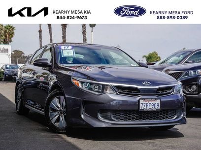 Used 2017 Kia Optima Premium w/ Hybrid Convenience Package