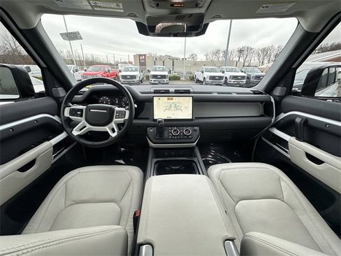 Used 2023 Land Rover Defender 130 First Edition image 3