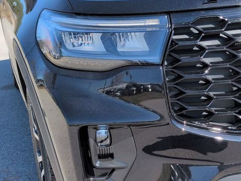New 2026 Ford Explorer ST-Line RWD image 9