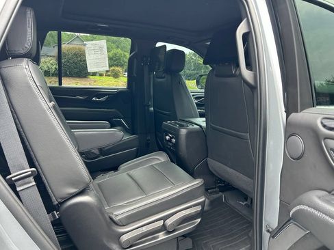 Used 2023 GMC Yukon Denali AWD/4WD image 49