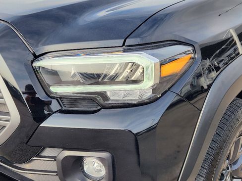 Used 2023 Toyota Tacoma TRD Off-Road w/ Technology Package image 8