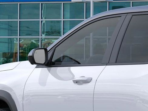 New 2026 Chevrolet Equinox LT w/ Convenience Package II FWD image 12