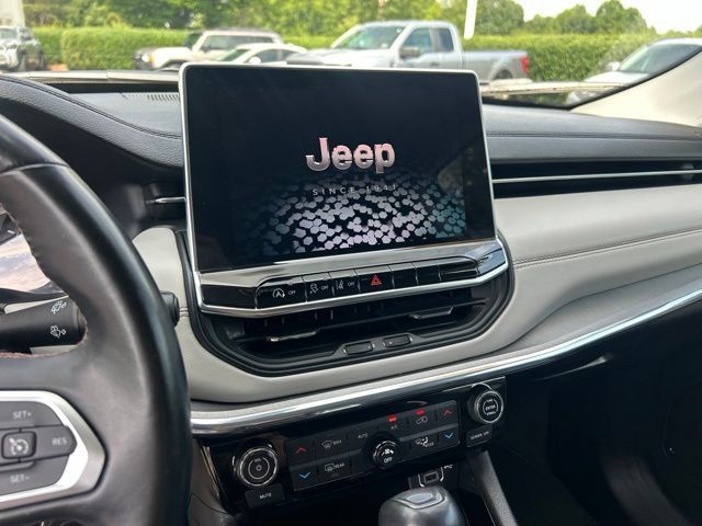 Used 2022 Jeep Compass Limited AWD/4WD image 24