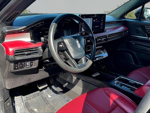 Used 2024 Lincoln Corsair Grand Touring image 14