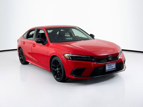 Used 2023 Honda Civic Sport image 3