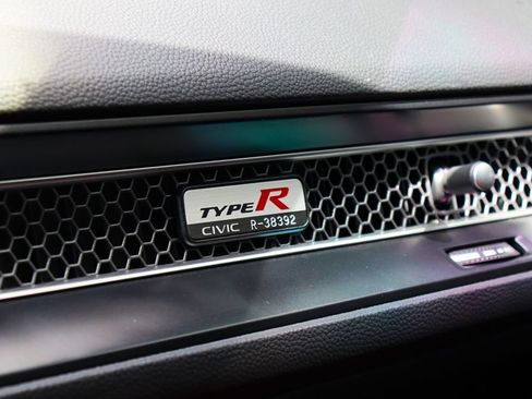 Used 2025 Honda Civic Type R image 44