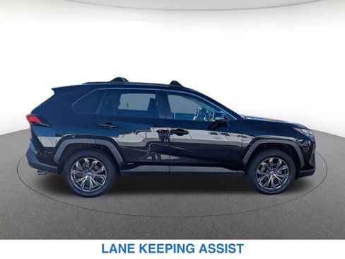 Used 2023 Toyota RAV4 XLE Premium AWD/4WD image 5