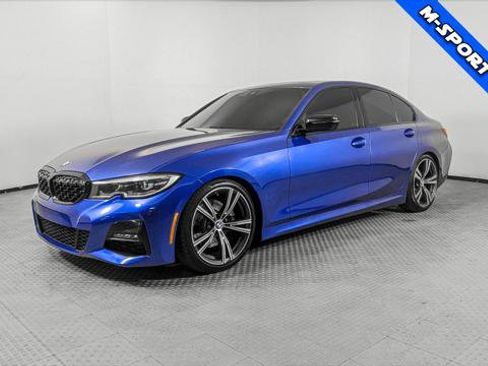 Used 2021 BMW 330i Sedan w/ M Sport Package image 2