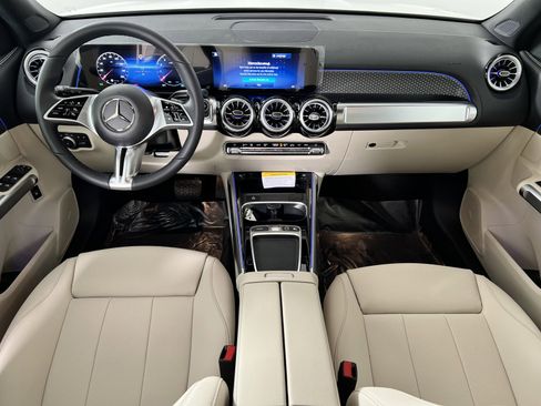 Used 2025 Mercedes-Benz GLB 250 image 22