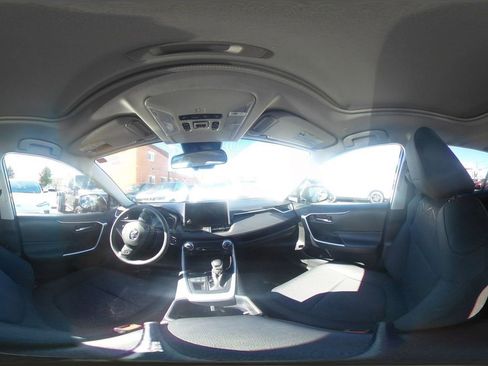 Used 2025 Toyota RAV4 XLE image 42