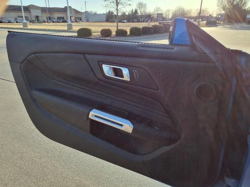 Used 2024 Ford Mustang Premium image 19