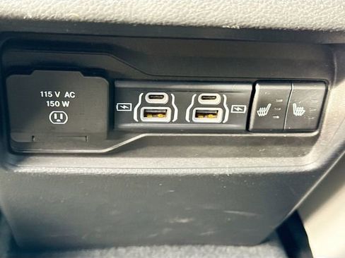 Used 2022 Jeep Grand Cherokee Overland image 29