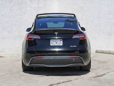 Used 2022 Tesla Model Y Performance AWD/4WD image 5