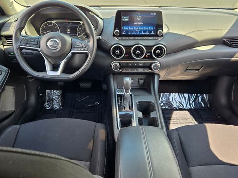 Used 2023 Nissan Sentra SV FWD image 17