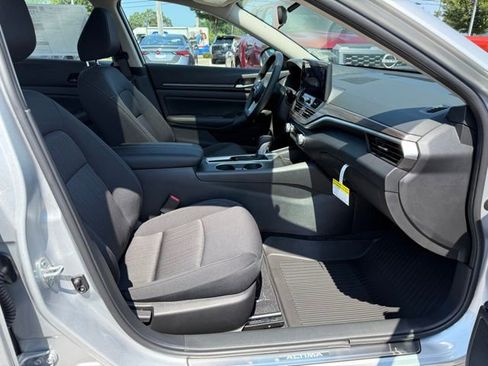 New 2025 Nissan Altima 2.5 SV w/ SV Special Edition Package image 29