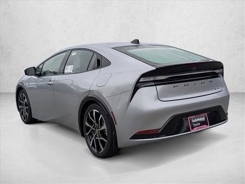 New 2026 Toyota Prius Plug-In Hybrid FWD image 9