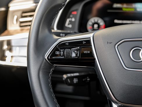 Used 2023 Audi A6 3.0T Premium w/ Convenience Package image 16