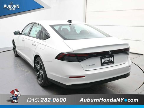 New 2026 Honda Accord SE image 12