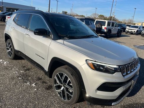 New 2025 Jeep Compass Limited w/ Elite Group image 31