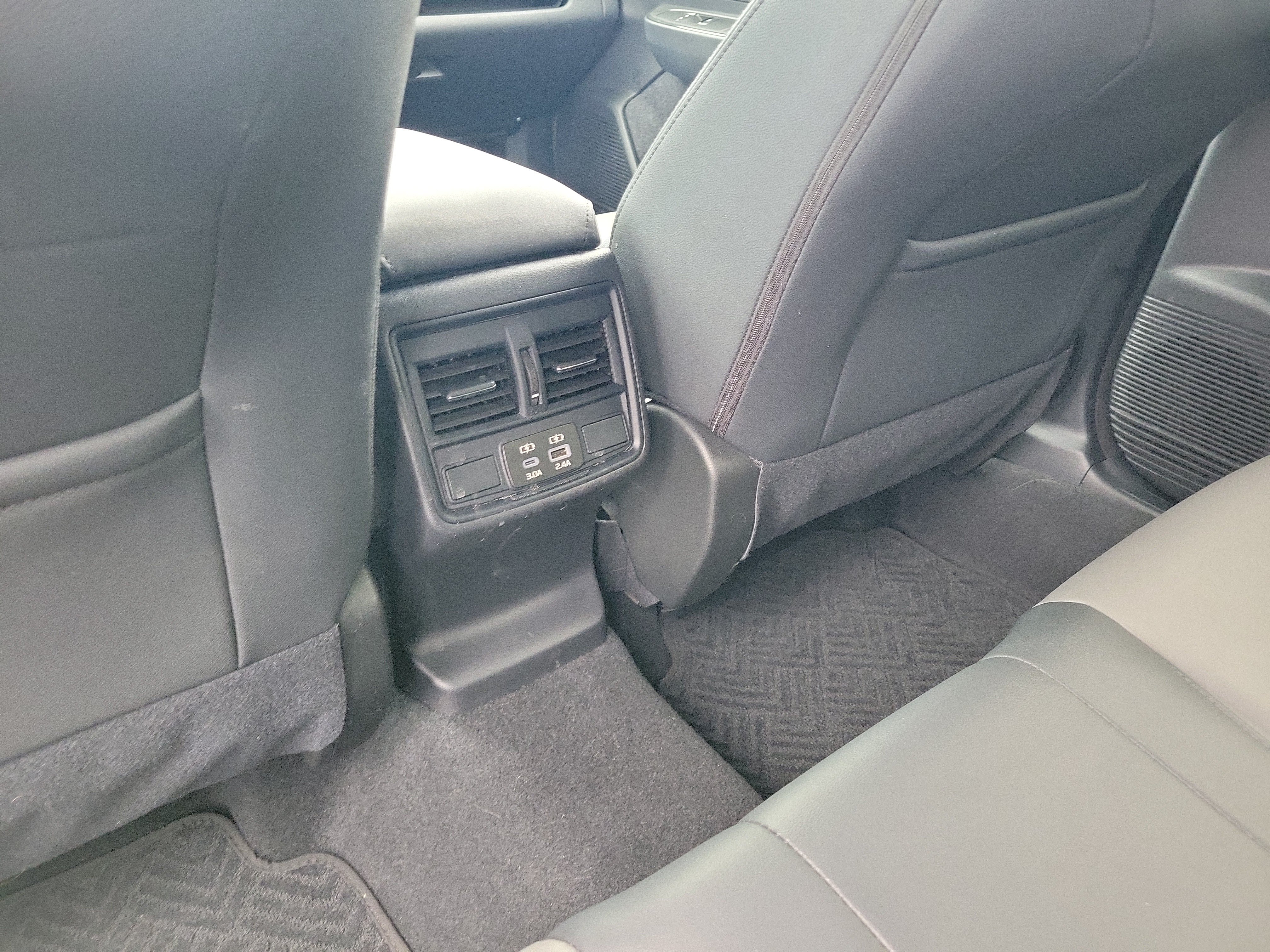 Certified 2026 Subaru Outback Premium AWD/4WD image 14