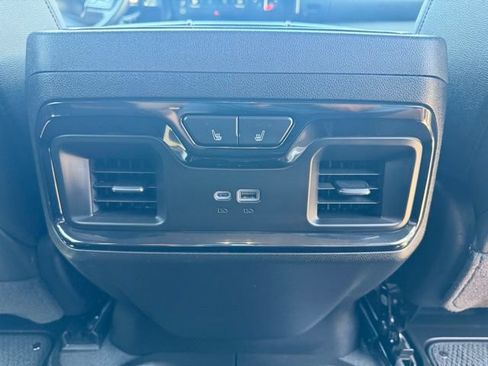 Used 2025 GMC Sierra 3500 AT4 w/ AT4 Premium Plus Package AWD/4WD image 24