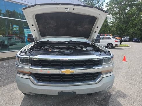 Used 2018 Chevrolet Silverado 1500 W/T w/ Special Service Package AWD/4WD image 30