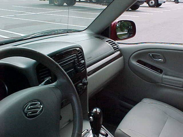Used 2005 Suzuki XL7 4WD image 48
